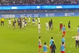 赛后战术微调赛后罗马调整名单以备葡超，网友：主帅态度 