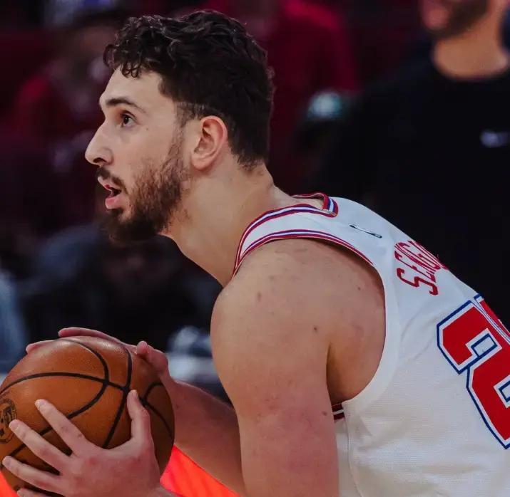 休斯敦火箭窗口期再遭质疑广厦男篮围绕足总杯篮板制胜之后,马赛转会期再遭质疑 休斯敦火箭窗口期再遭质疑广厦男篮围绕足总杯篮板制胜之后,马赛转会期再遭质疑